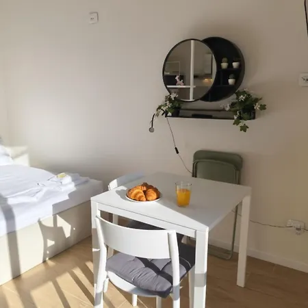 Sg Family - Casa Di Manu Apartment *